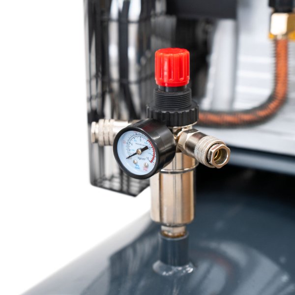 Verkstadskompressor 400 V / 10 bar / 200 l tank